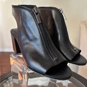 Kenneth Cole New York Black Zippered Open-Toe Heel Sandals